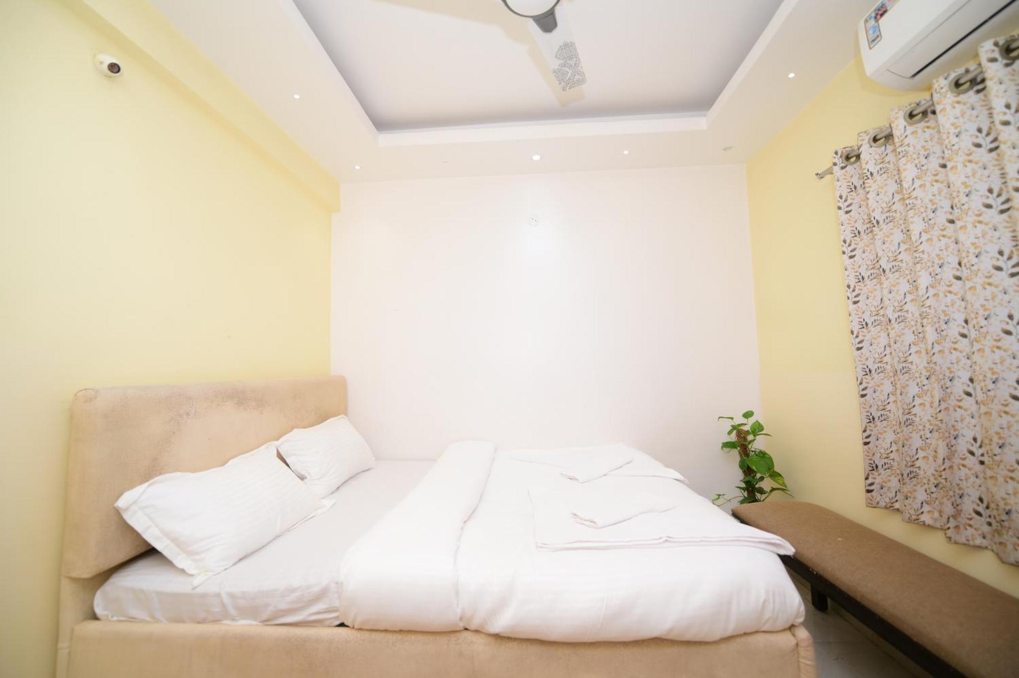 Airport Residency Hotel Ráncsí Kültér fotó